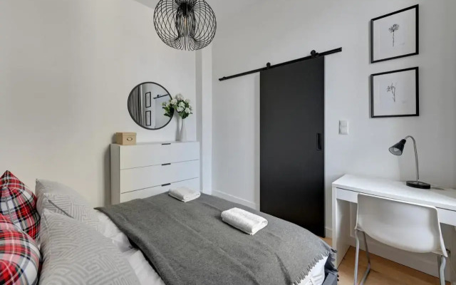 Grand Apartments - Two bedroom, 6 person city center apartment