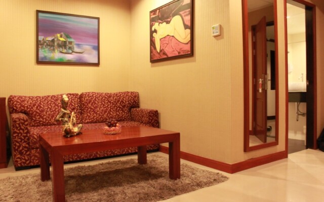 Patong Hemingway's Hotel