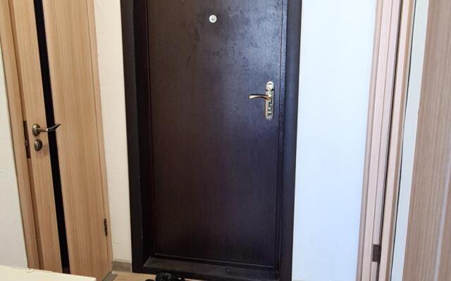 Мириады на улице Геологоразведчиков 2