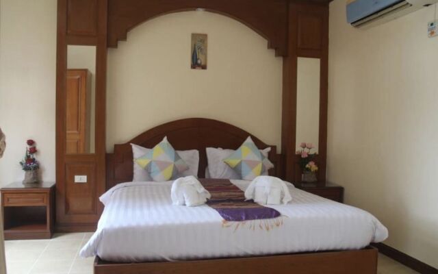 La Piccola Patong 2