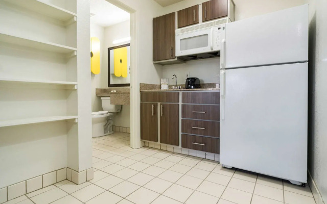Studio 6 Plano, TX - Dallas - Plano Medical Center