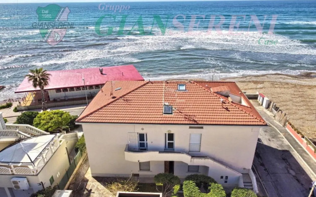 Three-room Apartment Sleeps 4 Shell Area-rif Pianosa