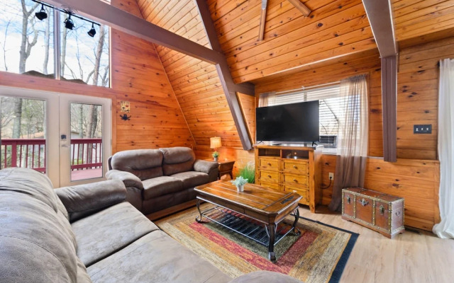 Ski Bear Chalet 3 Bedroom Cabin