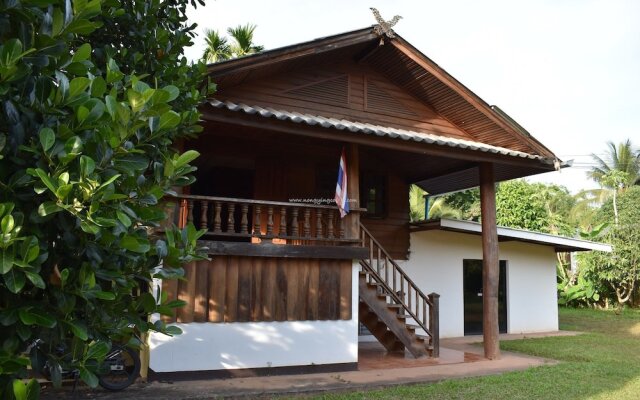 Chanmuang Guesthouse