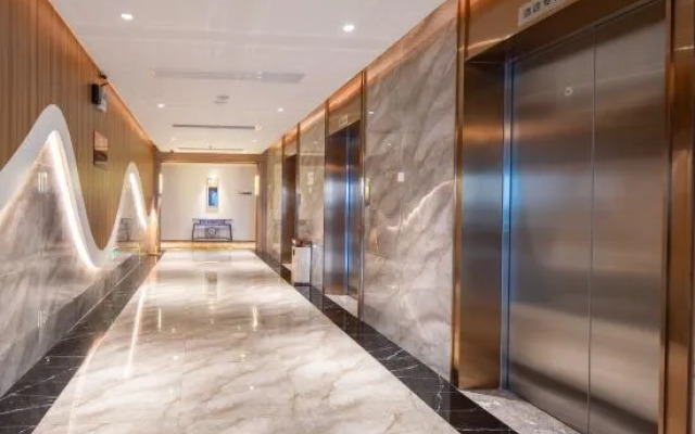 Rezen Longuu Hotel (Shenzhen Longgang Universiade Center Station)
