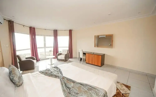 Fini Hotel Bobende