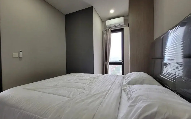 Palam Mansion at One Residence Apartment