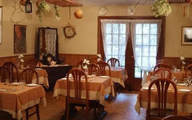 Auberge Le Flores