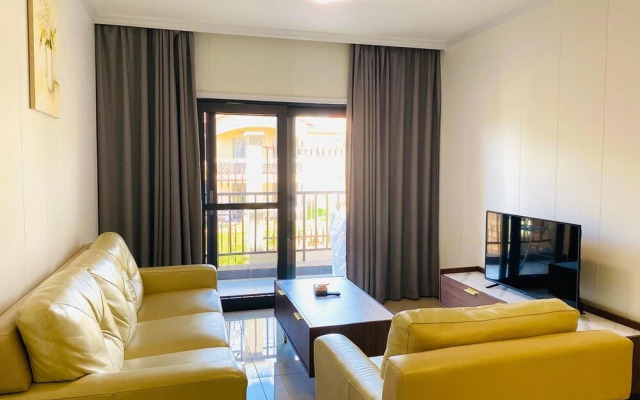 Phoenix Apartment by LINK