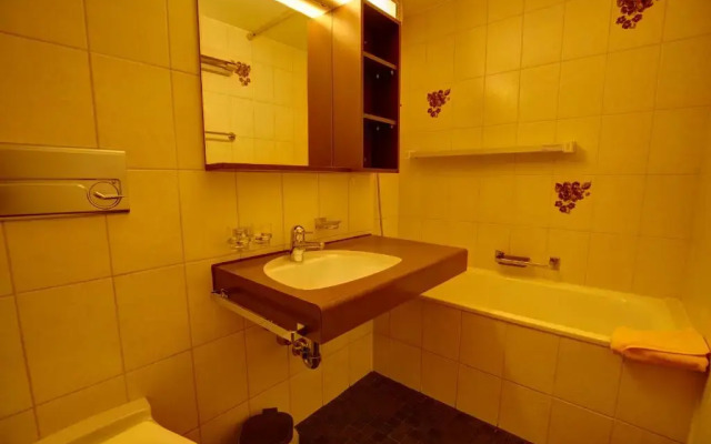 Chesa Munteratsch 1 1 2-Zimmerwohnung 304 Typ D