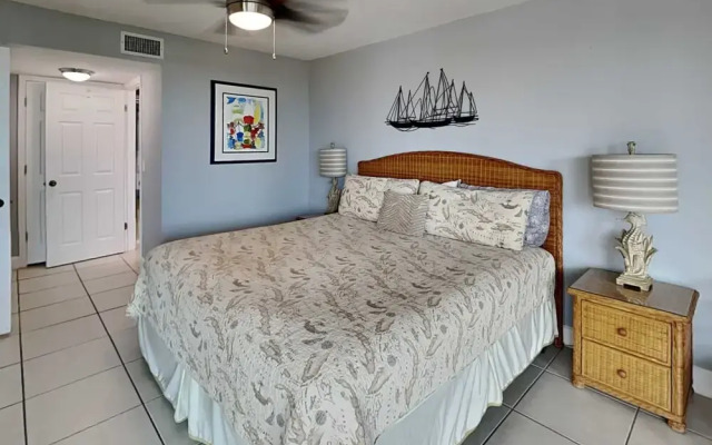 Oceanfront Luxury 2BR Condo New Rental