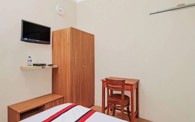 OYO 371 Kwitang Guest House