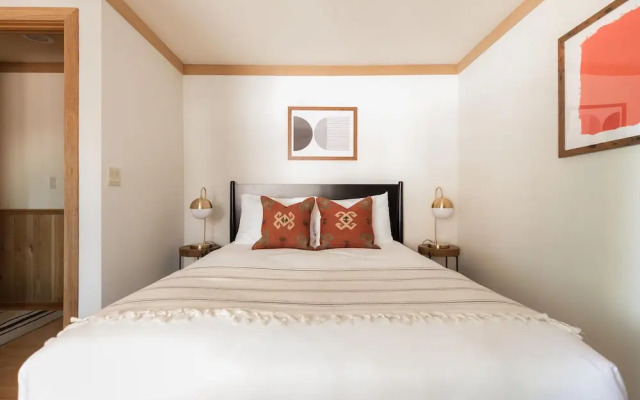 Wildwood by AvantStay   Cabin w/ 3 Decks, Ping Pong, Fire Pits, & Outdoor Grill