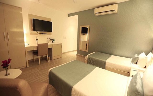Hotel Shanti Palace