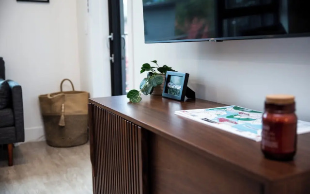 Cedar and Loam by Revelstoke Vacations