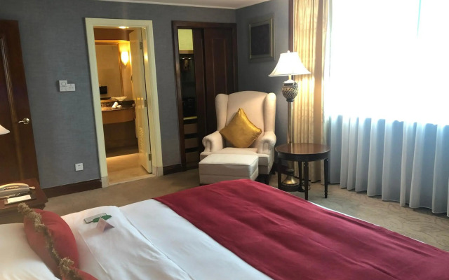 Grand Noble Hotel