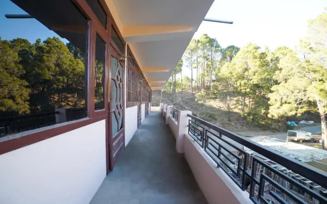 Hotel Pine Veiw Restaurant by OYO Rooms