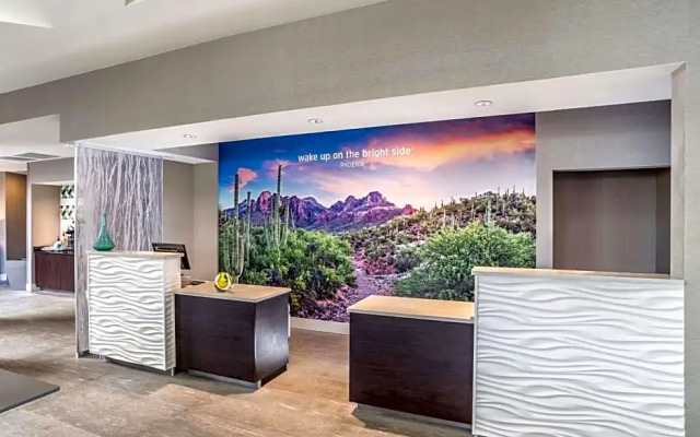 La Quinta Inn And Suites Phoenix Chandler