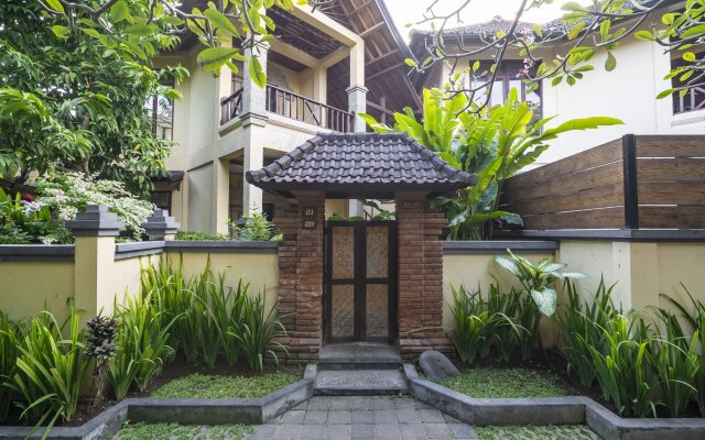 Bali Ayu Hotel And Villas