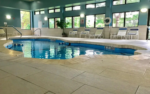 Holiday Inn Express Hotel & Suites Great Barrington by IHG