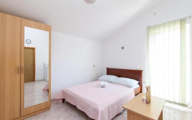 Vik - 250 m from beach - SA4(2)