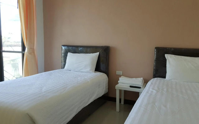 Charoensuk Grand Hotel