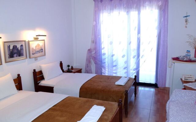 Athos Guest House Pansion