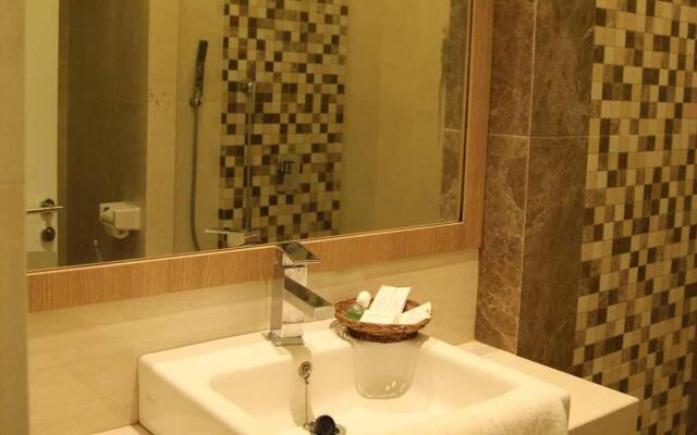 Life Emerald Hotel Surabaya