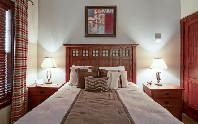 Soaring Eagle 315, Cozy Studio