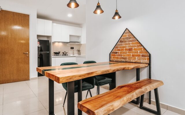 Legasi Kampung Bharu Guesthouse