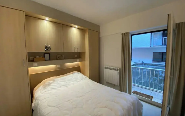 Apartment in Nieuwpoort With sea Beach