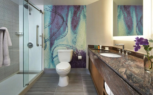 Hilton Long Beach Hotel