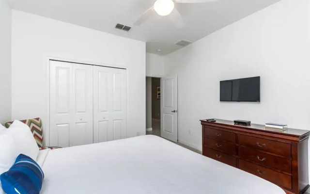 4707 Sleepy Hollow Drive