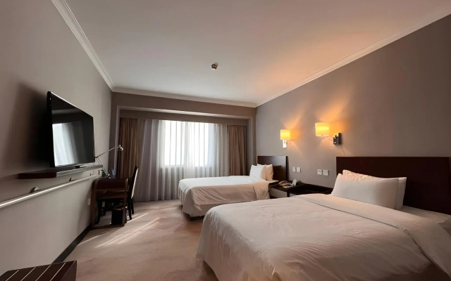 Beijing Continental Grand Hotel