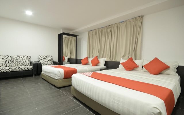 Lucky 11 Hotel