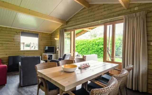 Modern Cabin Near Sea in Oosterend Terschelling