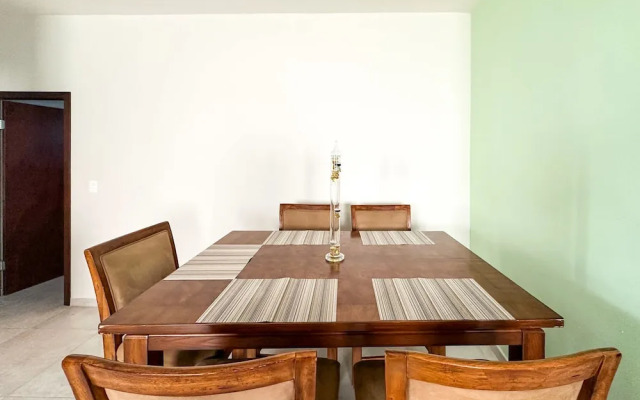 Town Shore Escape 3BR Haven