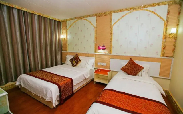Qufu Yuanlin Hotel