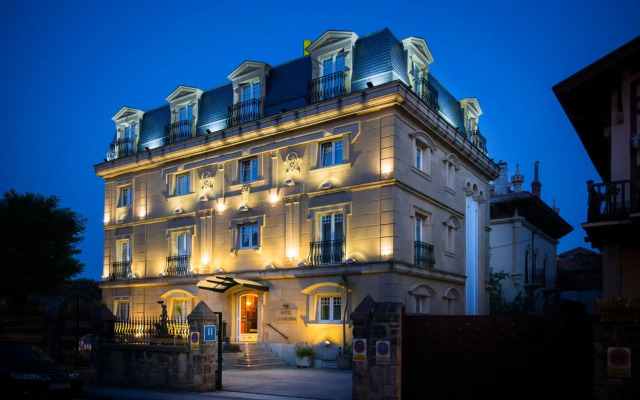 hotelImage