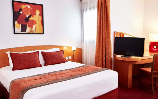 Opera Cadet Hotel
