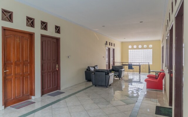 OYO 1221 Exclusive 48 Syariah