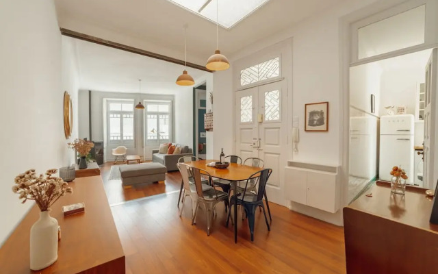 Downtown Retro Bolhao by Vacationy