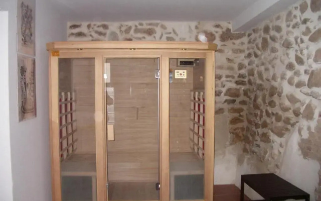 Apartamentos Rurales La Fonda