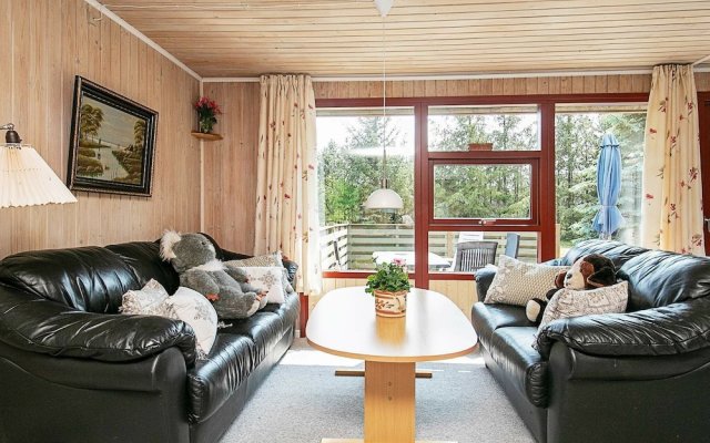 Attractive Holiday Home in Løgstør With Garden Furniture