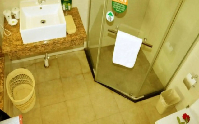 GreenTree Inn Shenzhen Kengzi Town Express Hotel