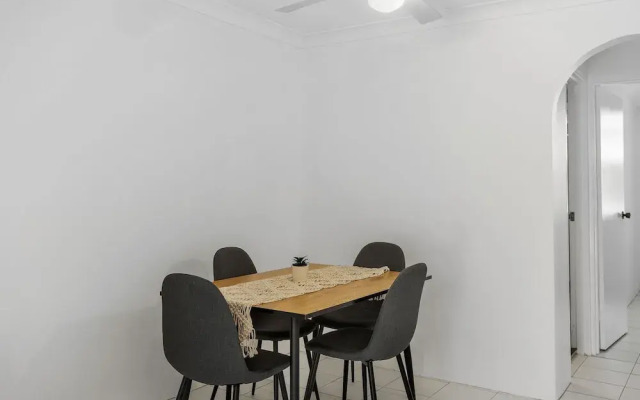 Unit 24-24 Hamilton Ave Surfers Paradise