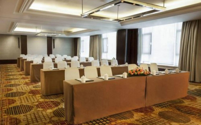 Tanglong International Hotel
