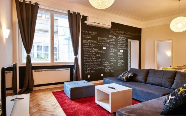 Marshall Downtown Apartment