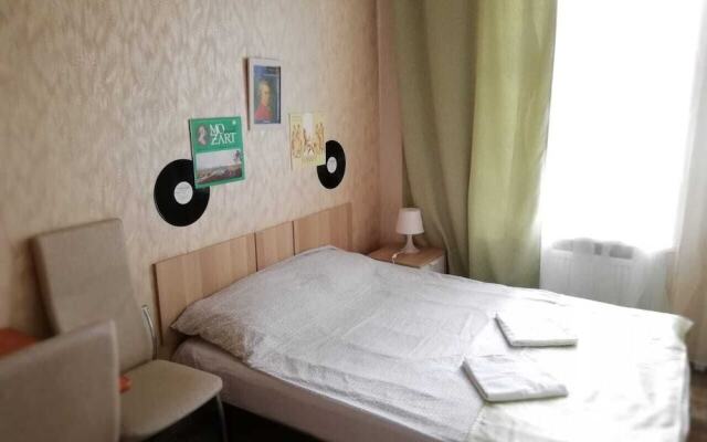 Vyriy Aparthotel on Goncharnaya 11A