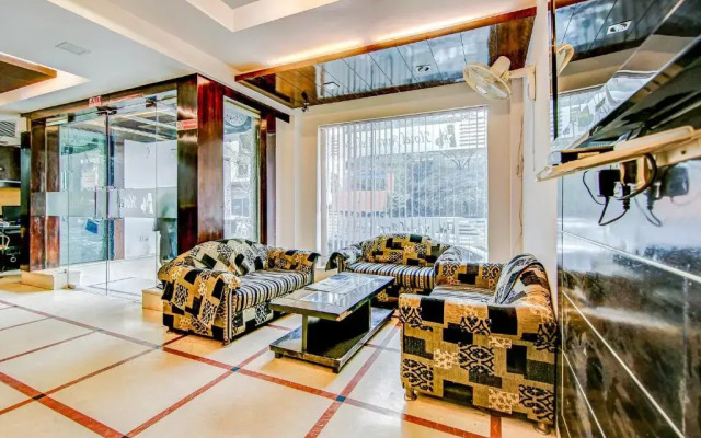 Hotel Apra Deluxe